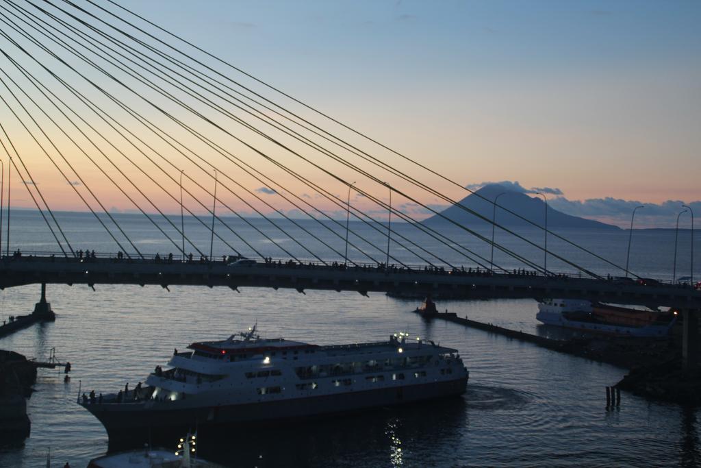 Hotel Celebes Manado Exterior foto